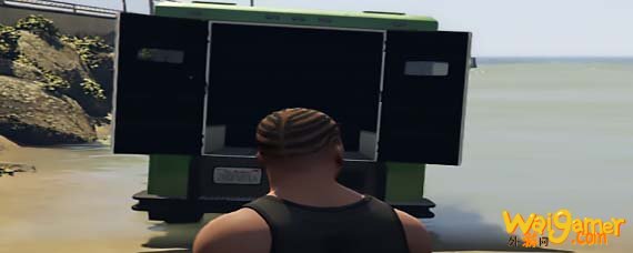 gta5运钞车里面的钱怎么取出
